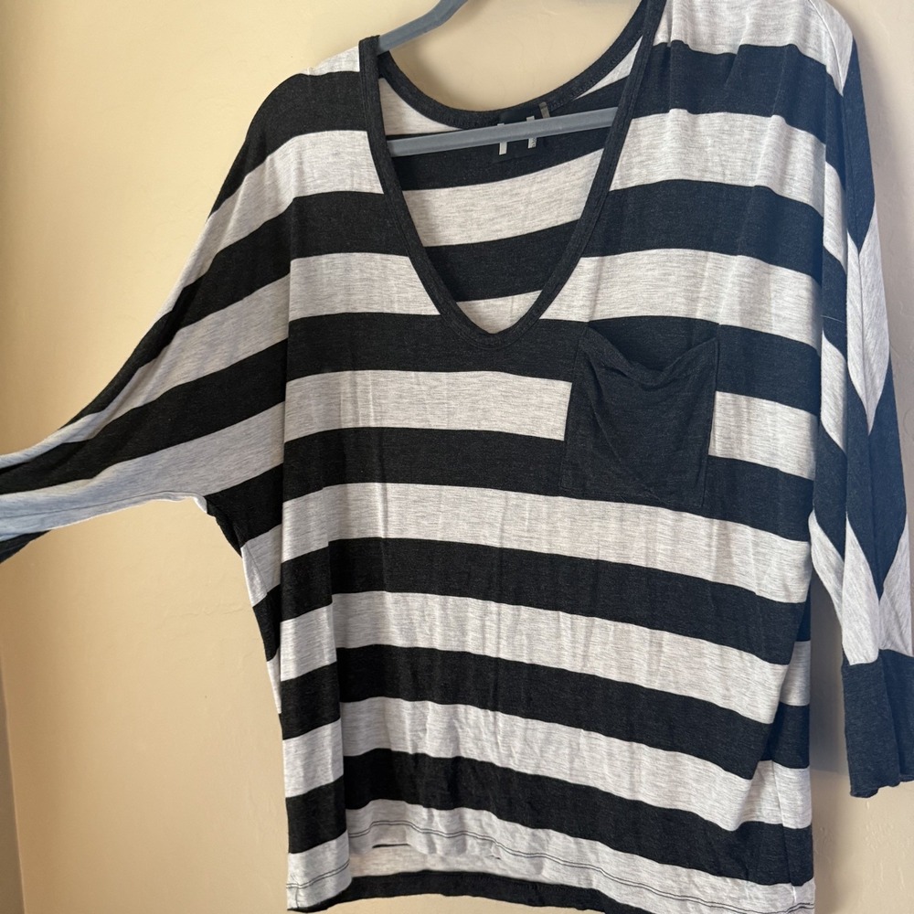 Heather By Bordeaux Knit Top Women's Black White Striped Dolman Sleeve Tee